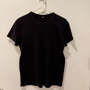 Uniqlo Classic Black T-Shirt